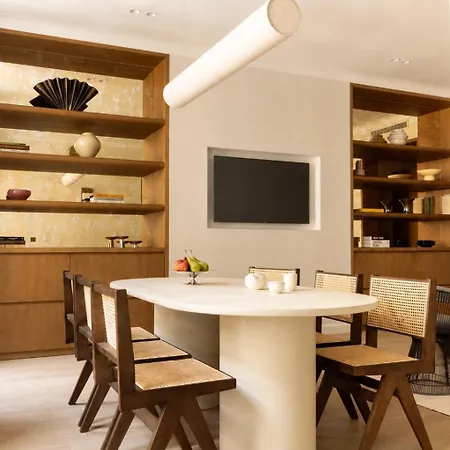 Urbanflat 111 - Luxe Madeleine *