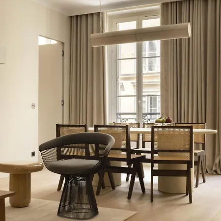 Urbanflat 111 - Luxe Madeleine Appartement Parijs
